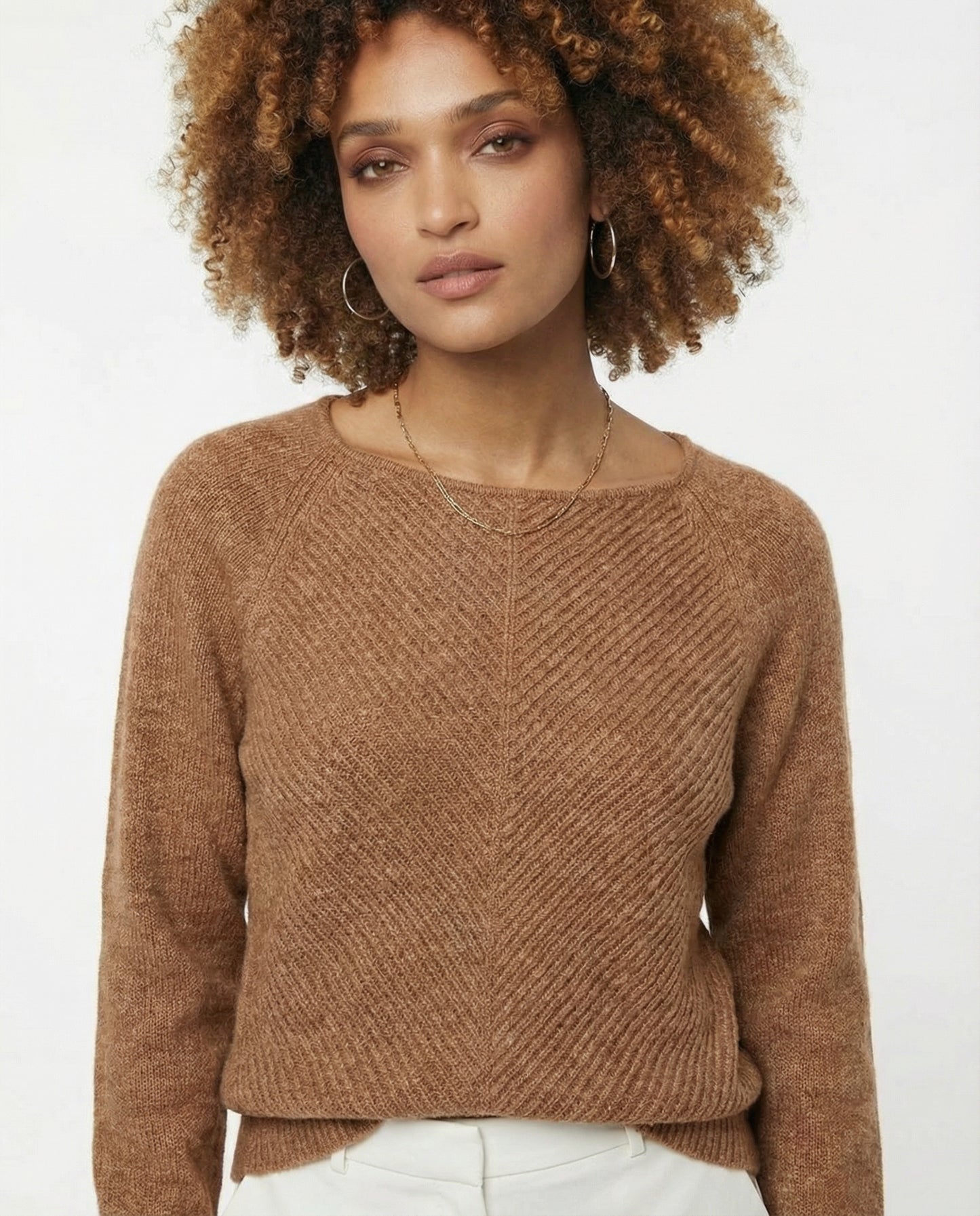 Langer Pullover aus kupferfarbenem Lurex-Lochstrick