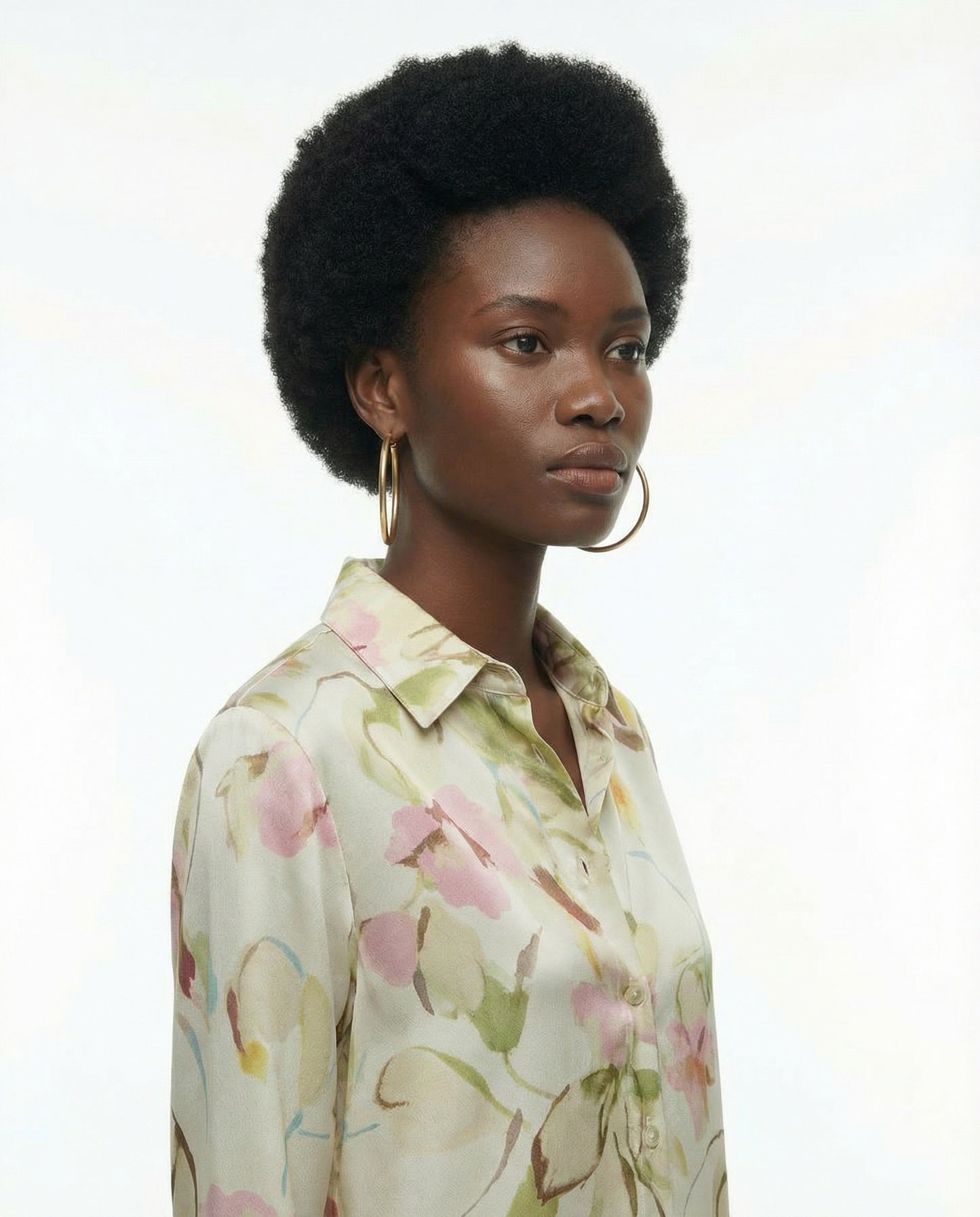 Zara Satinbluse mit Blumenmuster, cremefarben — Damen